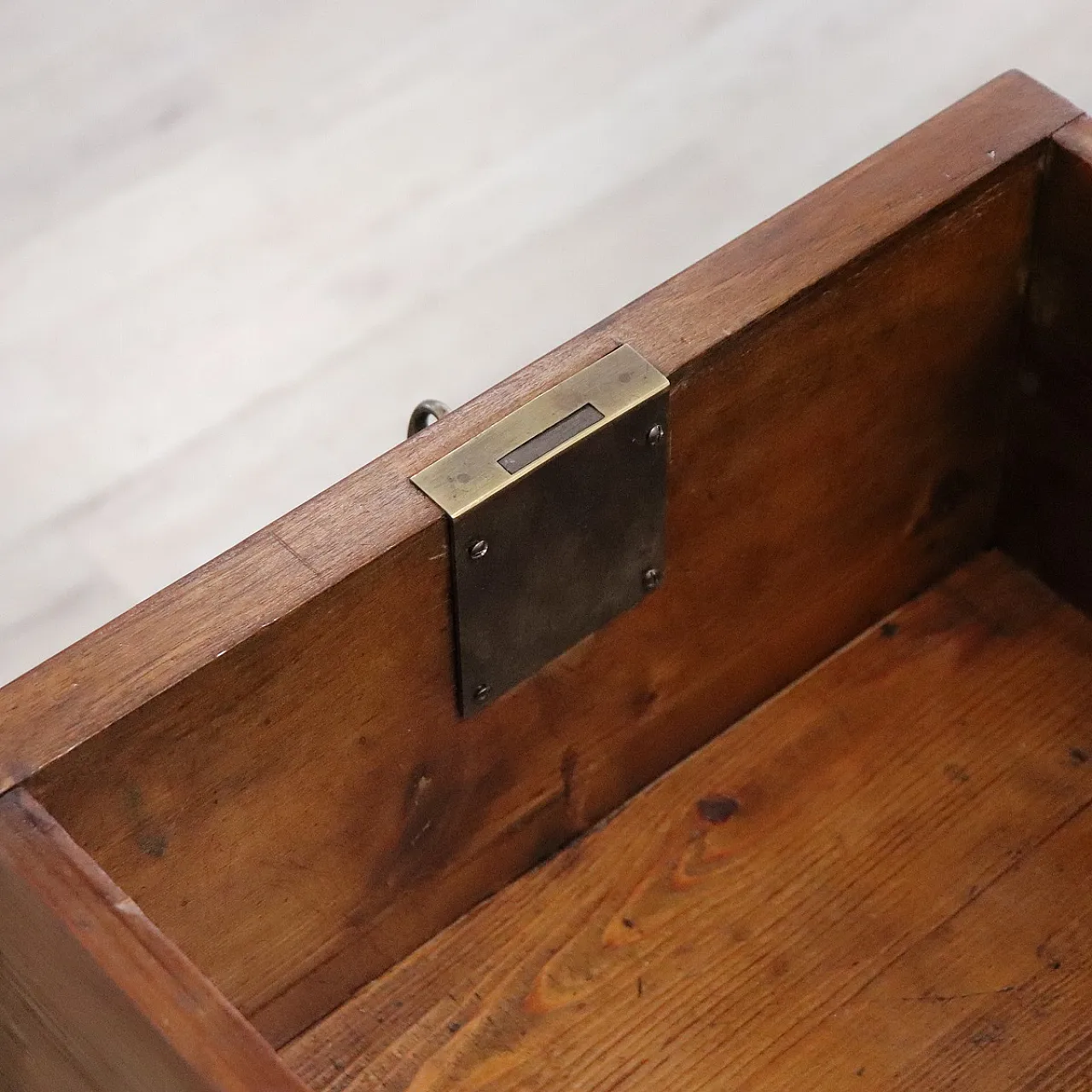 Louis Philippe walnut desk with green top restored, mid-19th century 8