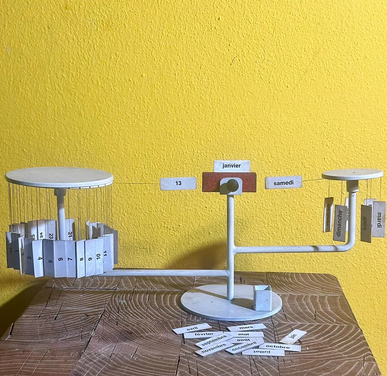 Perpetual Magnetic Tite Calendar by Paolo Tilche for Arform, 1950s 2