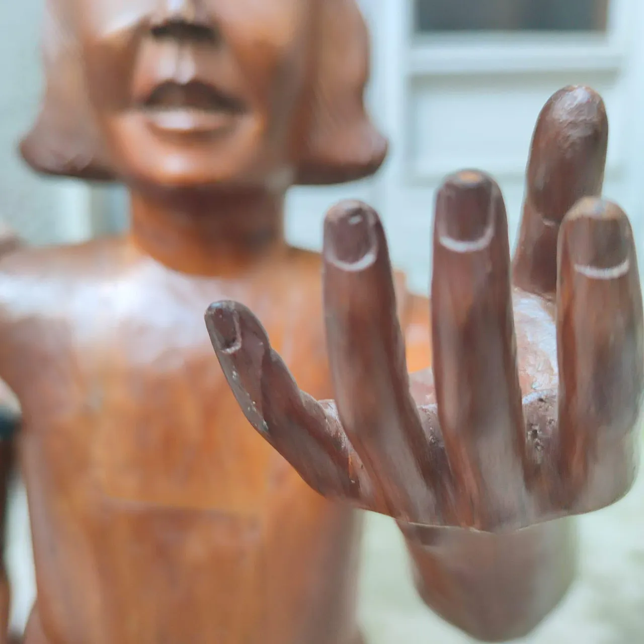 Wooden articulated theatrical mannequin, early 20th century 5