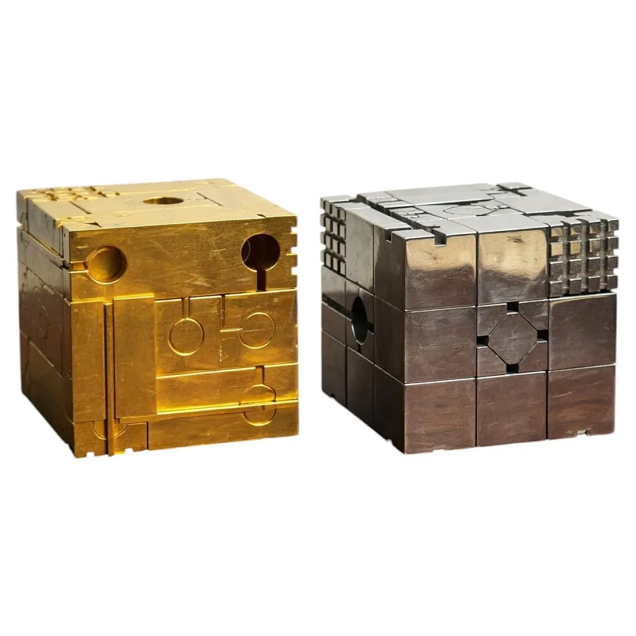 Scaccomatto by Franco Rocco, pair of bronze works, 1970s 1