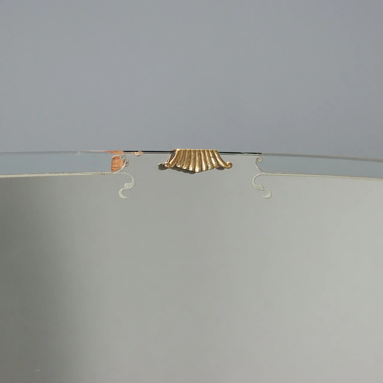 Mobile con impiallacciatura di legno esotico e piano in vetro, '900 6