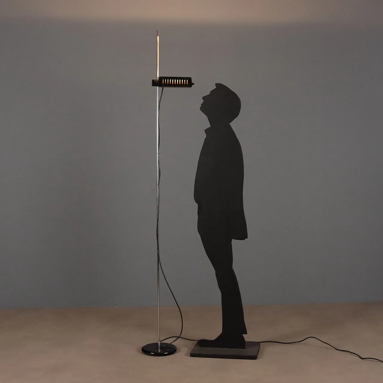 Lacquered and chrome metal floor lamp, 20th century 2