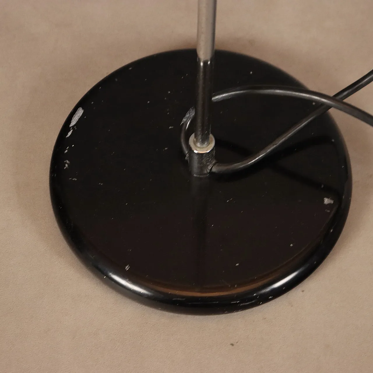 Lacquered and chrome metal floor lamp, 20th century 9