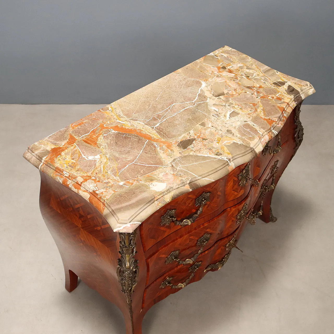 Cassettone tardo barocco impiallacciato in palissandro, metà '900 9