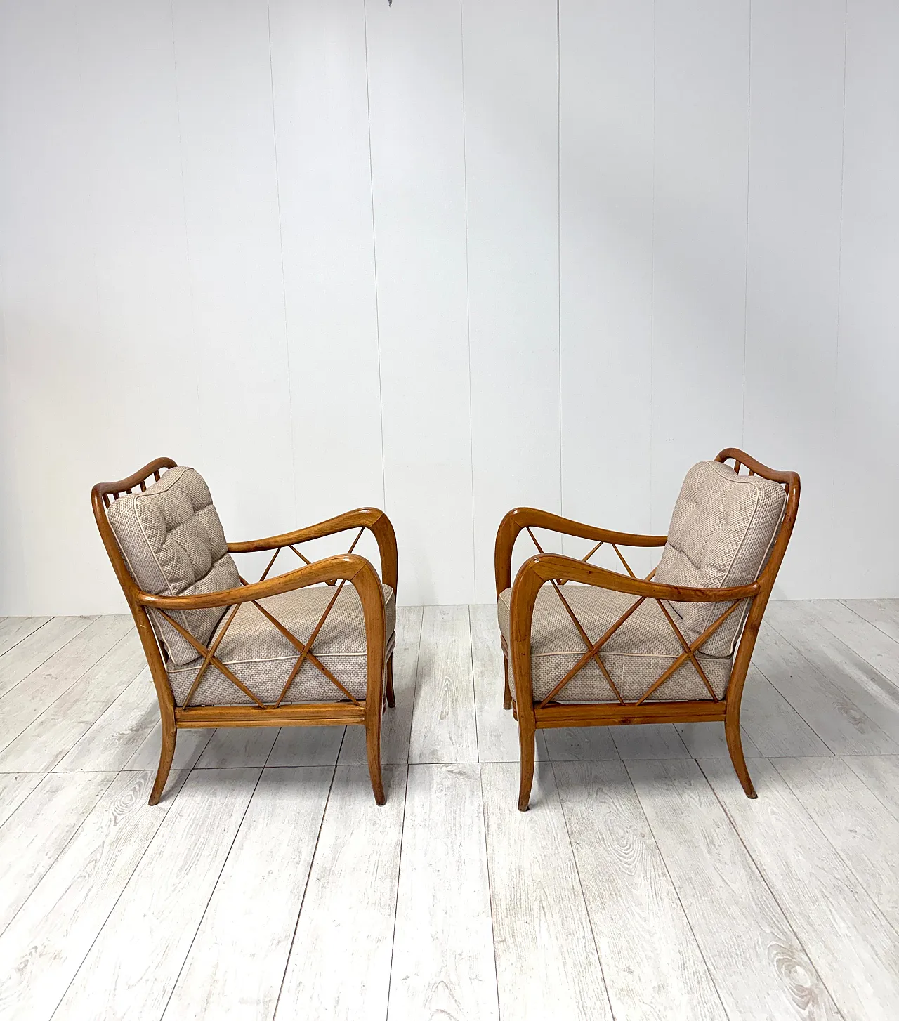 Coppia di poltrone attribuite a Paolo Buffa, anni '50 5