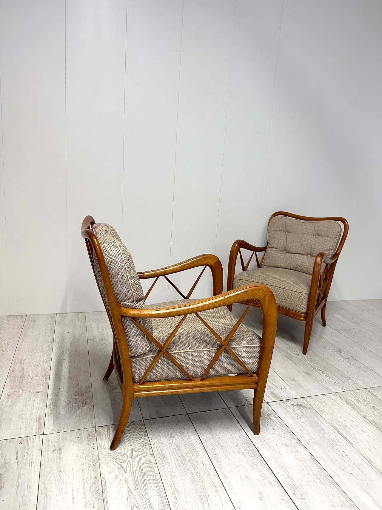 Coppia di poltrone attribuite a Paolo Buffa, anni '50 7