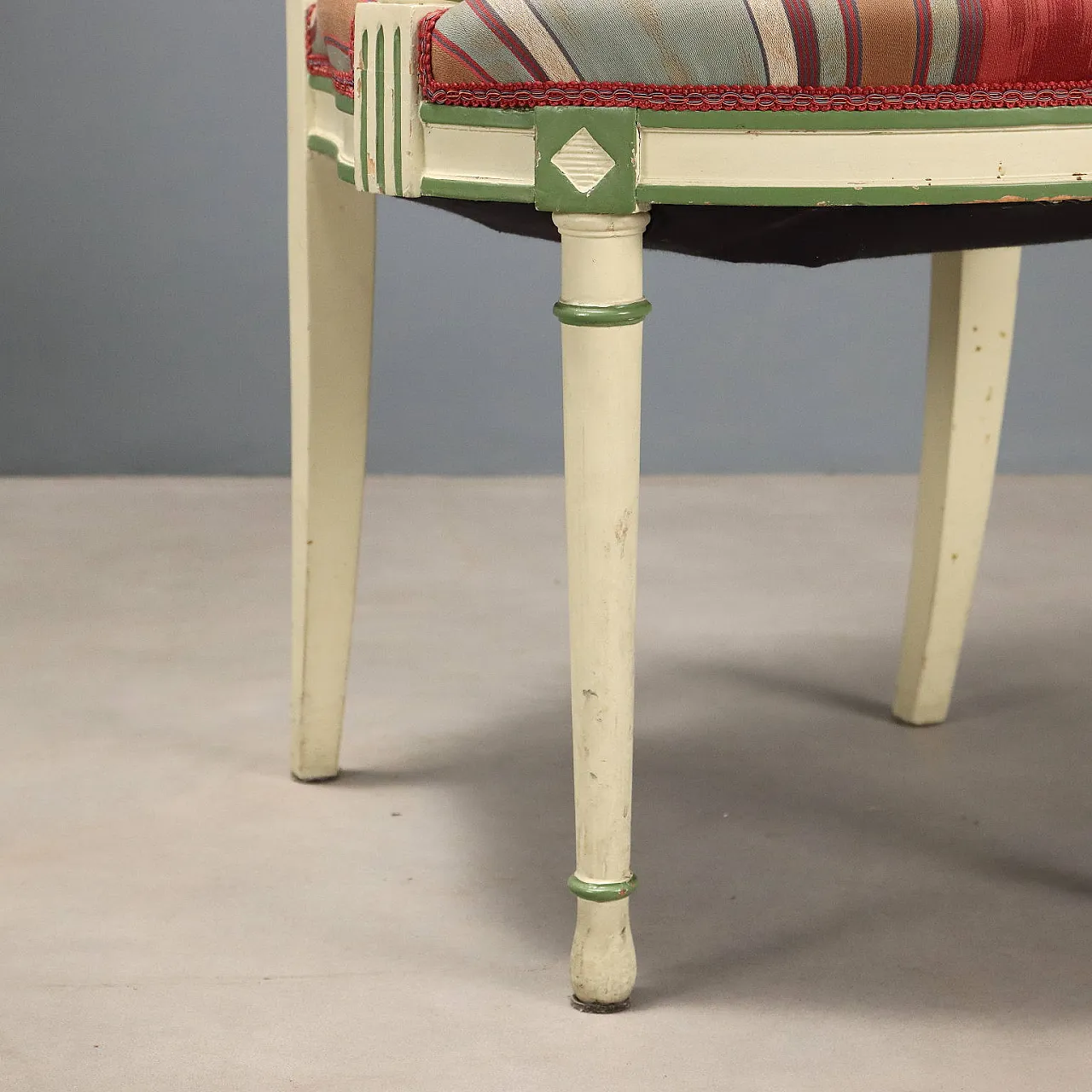 Coppia di poltrone neoclassiche laccate, '900 7