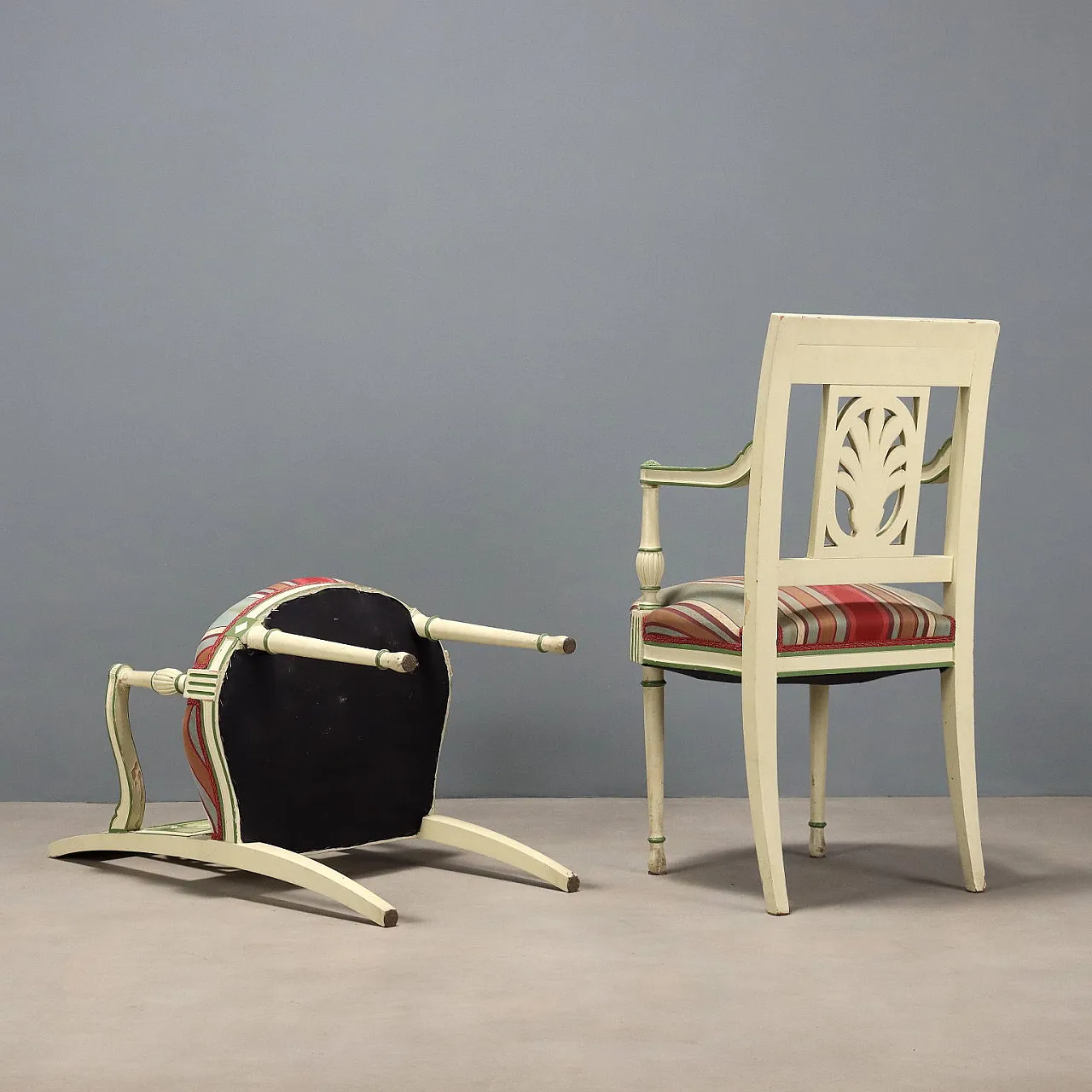 Coppia di poltrone neoclassiche laccate, '900 9