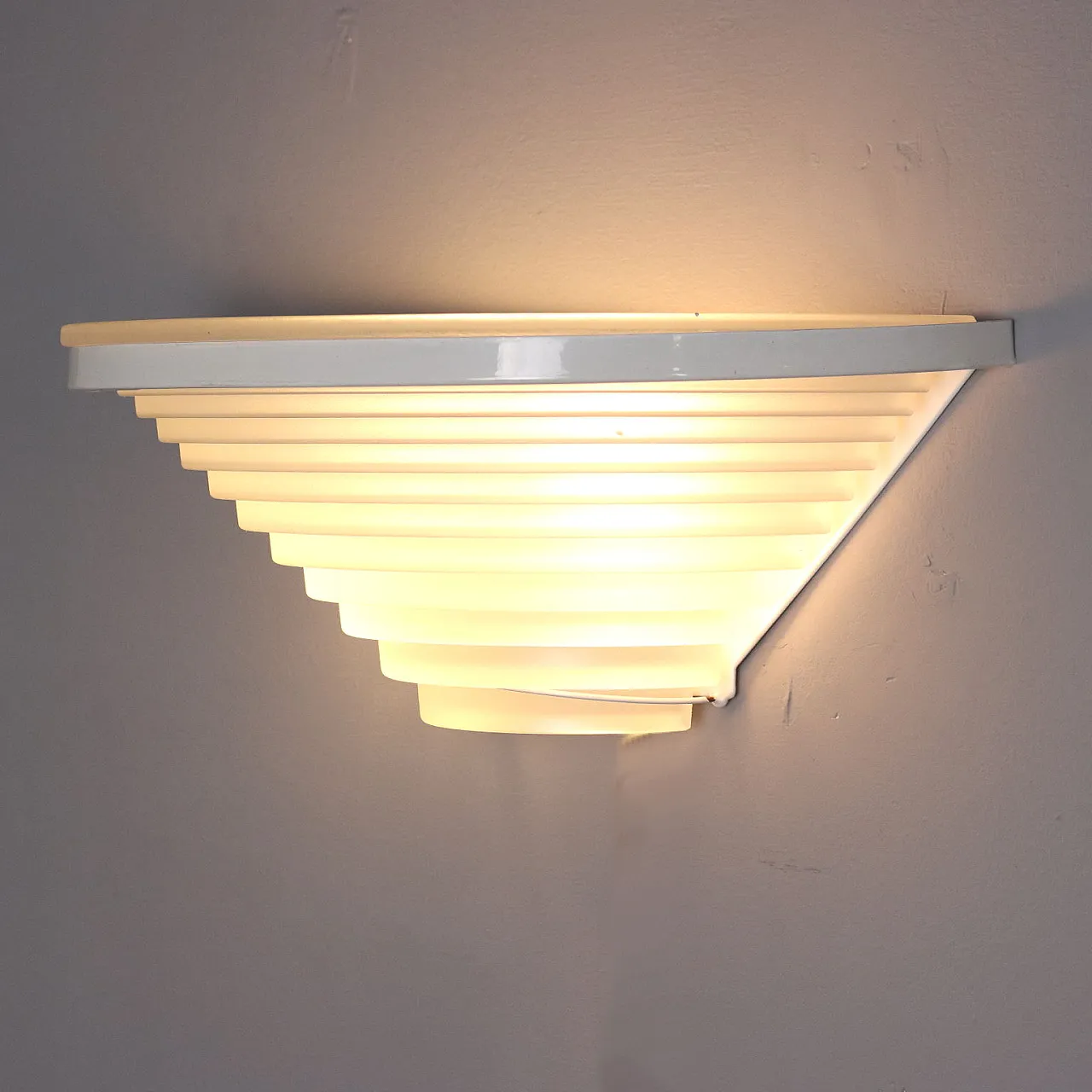 Egisto 38 wall lamp by A. Mangiarotti for Artemide, 1980s 3