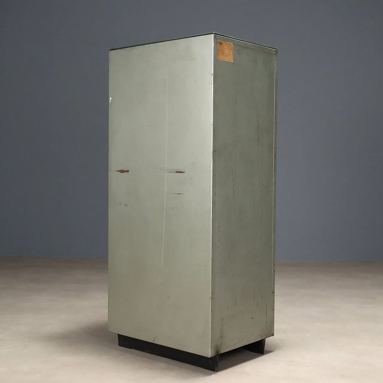 Gray metal filing cabinet with four drawers, late 20th century 9