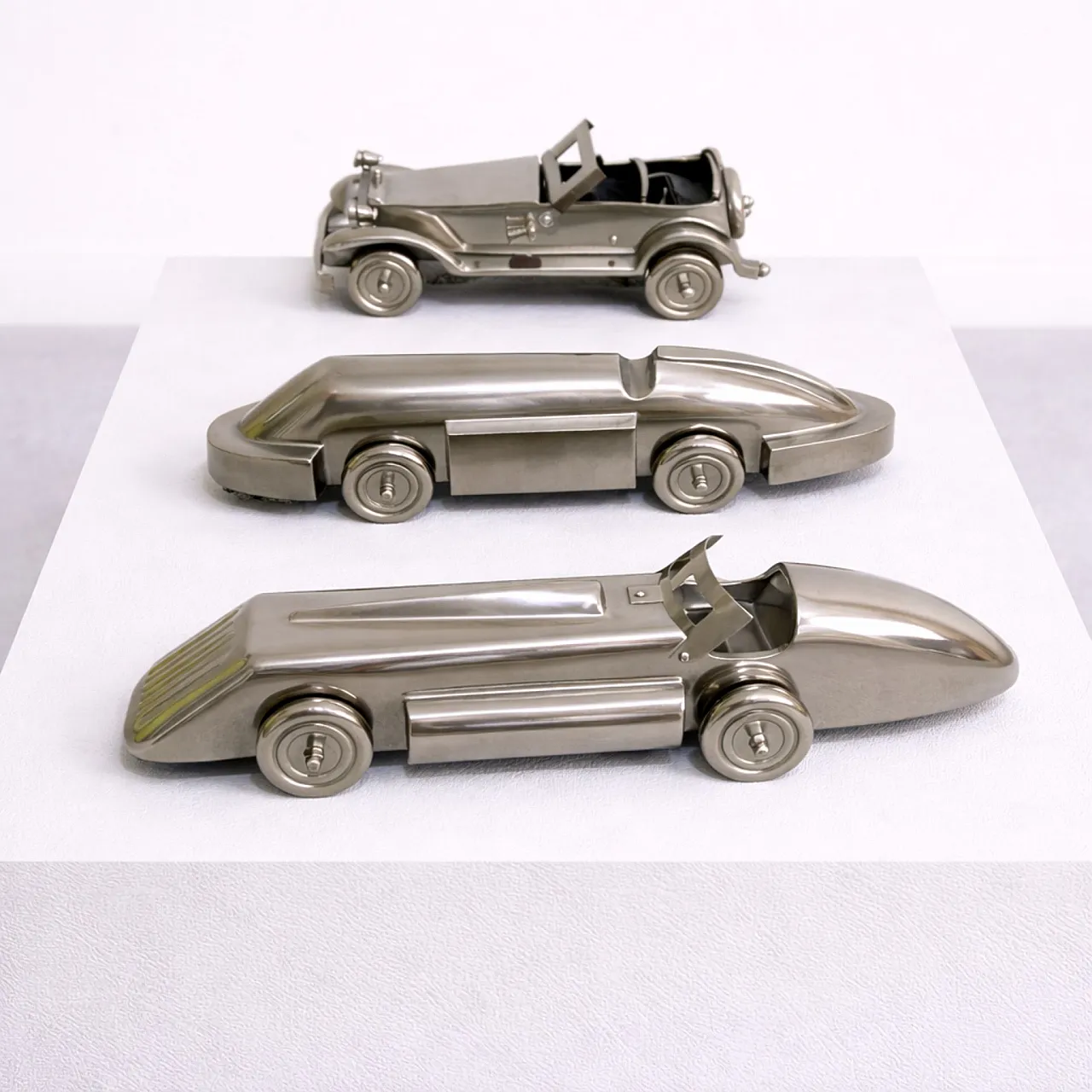3 Italian Art Deco Futuristic Cast Metal Cars, 30s 5