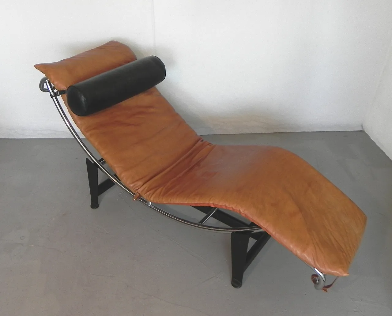 Bauhaus style chaise longue, 90s 2