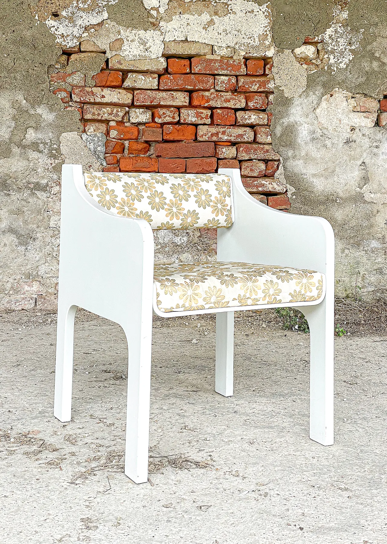 Cristina armchair, 70s 1