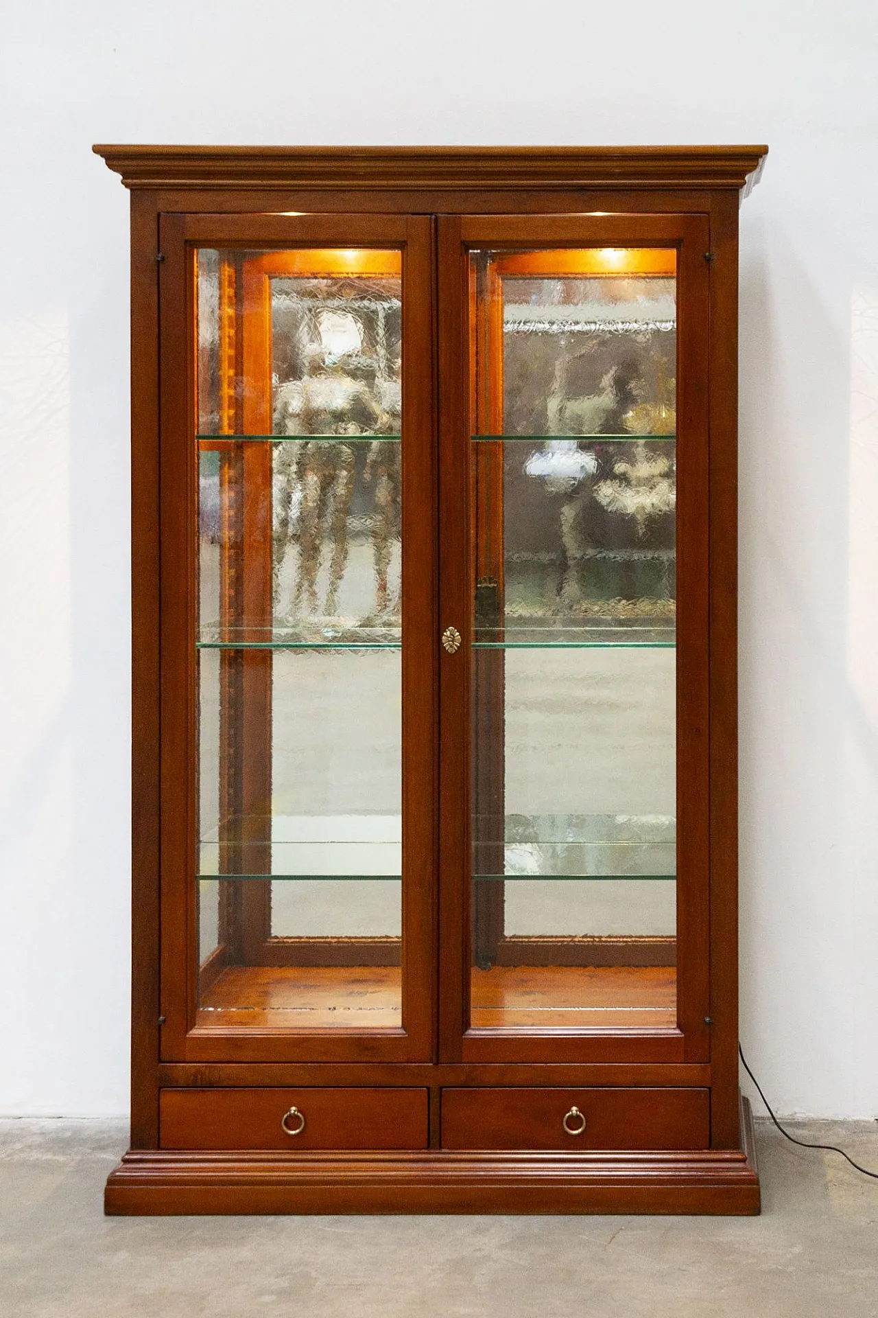 Walnut wood display case, 2000s 1
