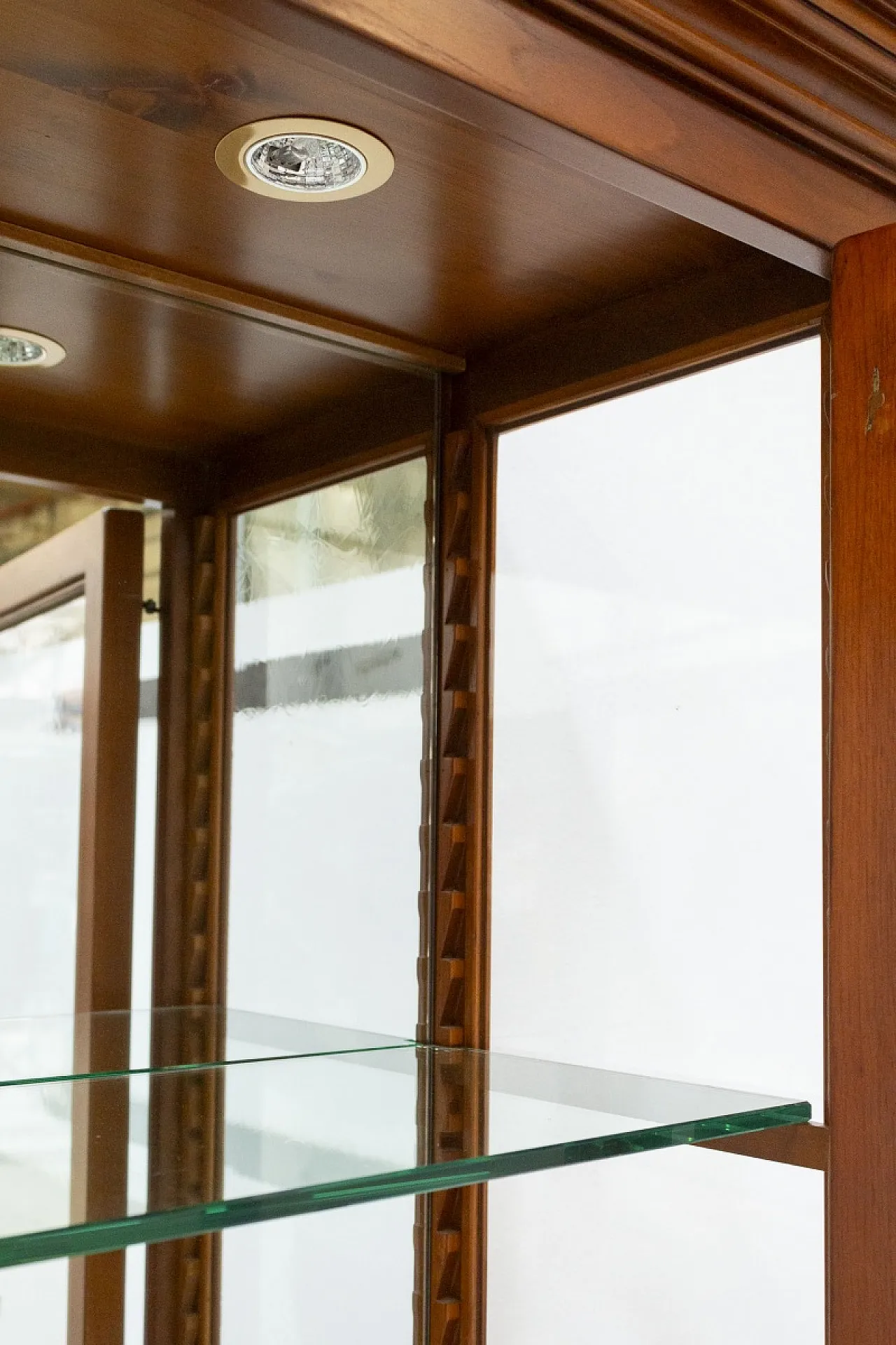 Walnut wood display case, 2000s 11