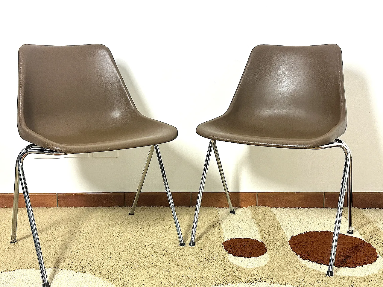 Pair of Polyprop chairs by Robin Day -Hille for Anonima Castelli, 70s 2