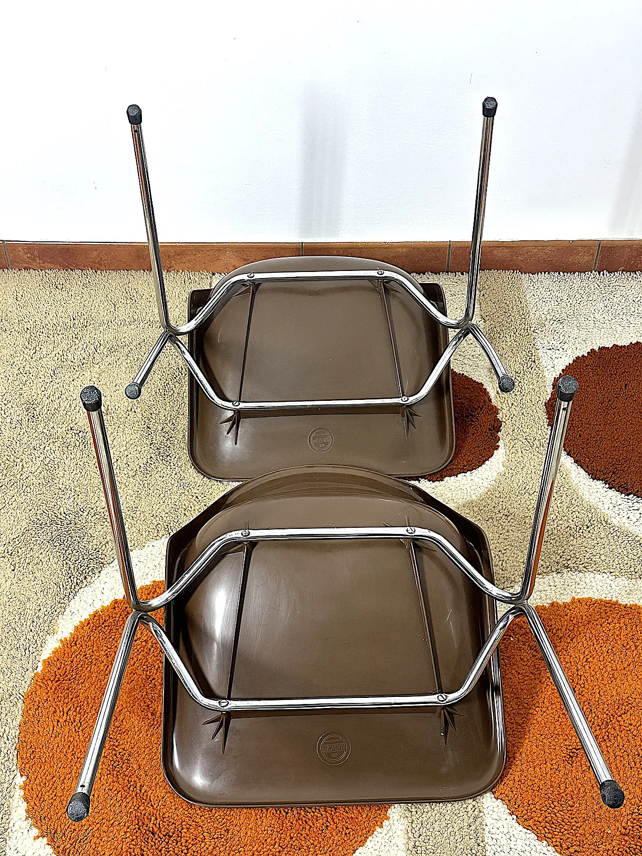 Pair of Polyprop chairs by Robin Day -Hille for Anonima Castelli, 70s 10