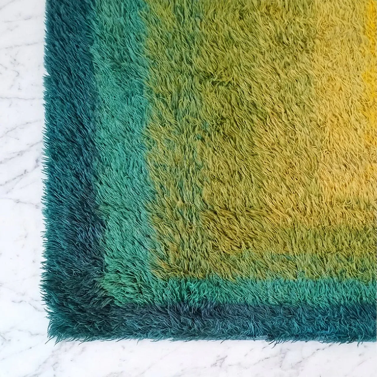 Mid-Century Modern Homage to the Square shag rug, 1970s 5
