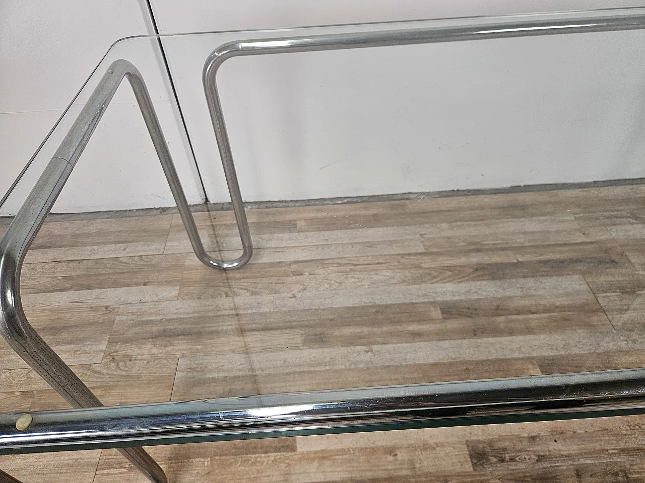 Bauhaus table in chromed tubing and glass, 70s 7