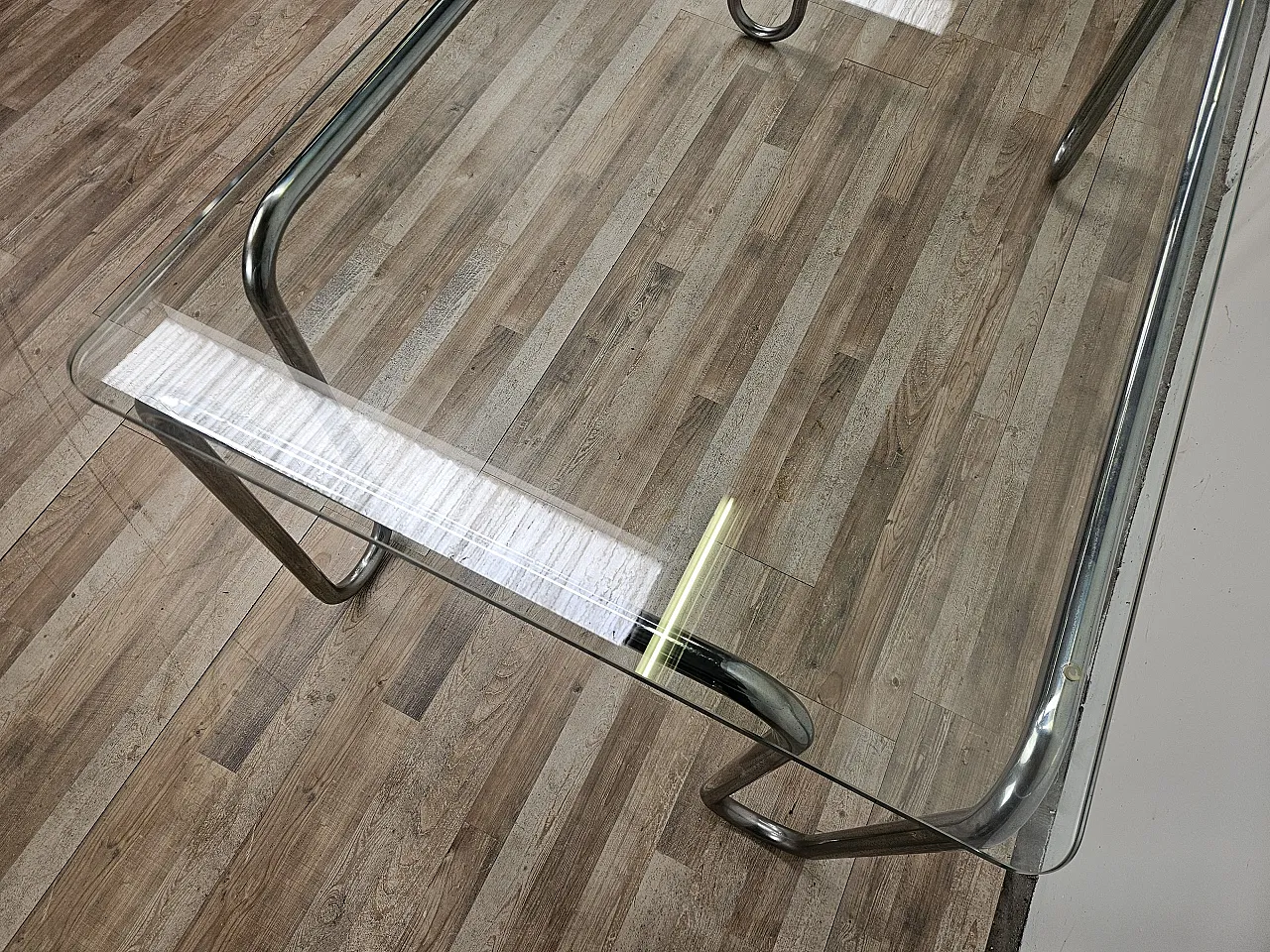Bauhaus table in chromed tubing and glass, 70s 10