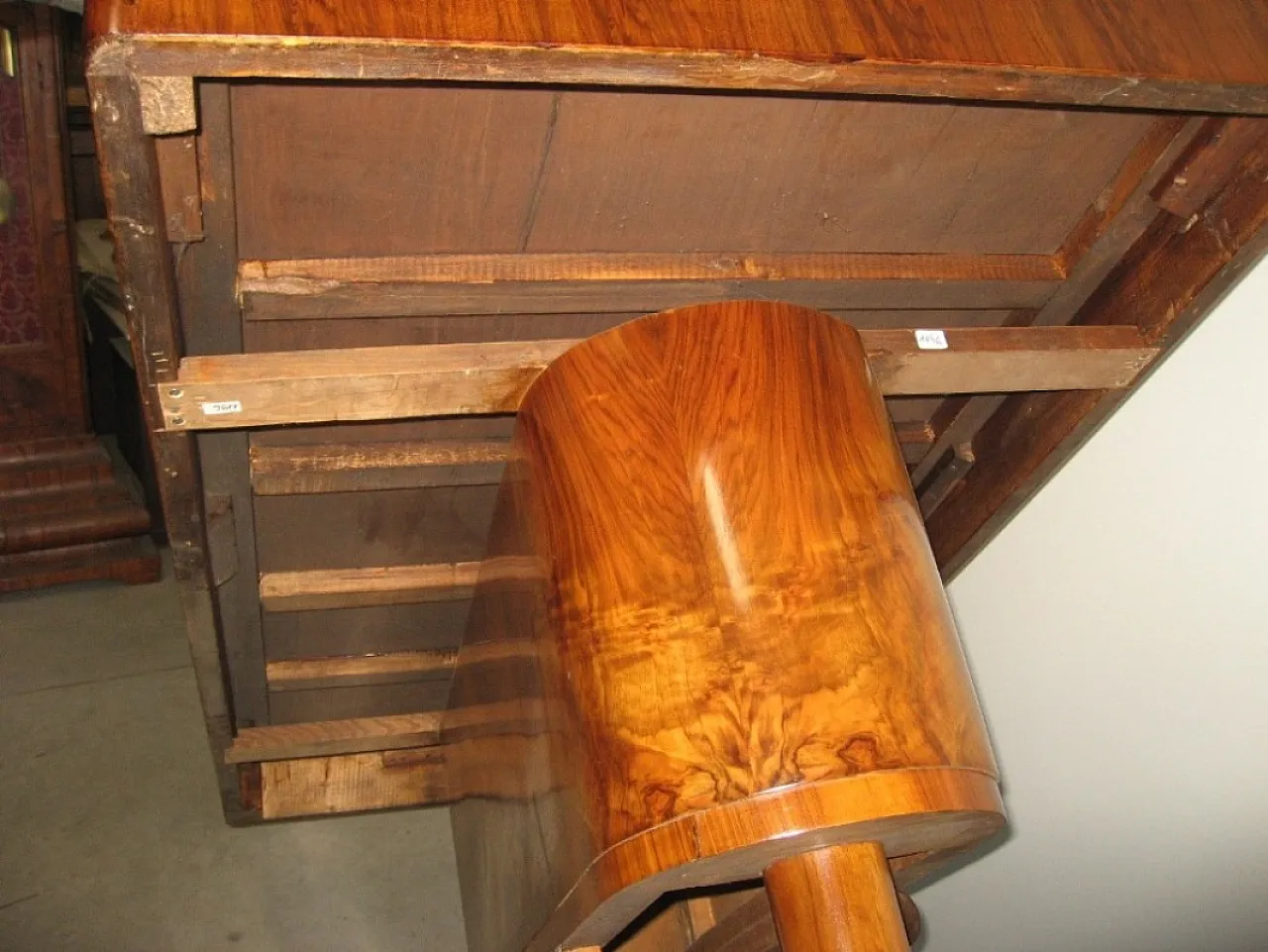 Table from, Decò style, 1930s 8