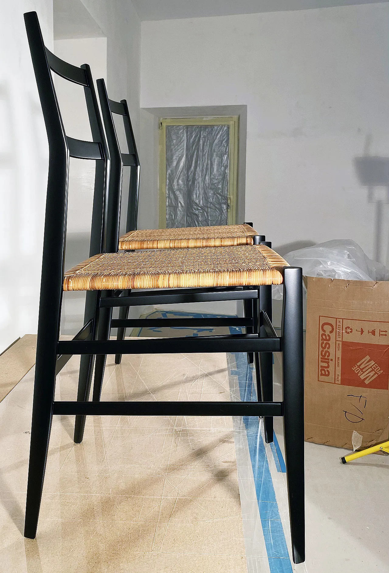 Coppia di sedie Superleggera di Gio Ponti per Cassina , anni 2000 5