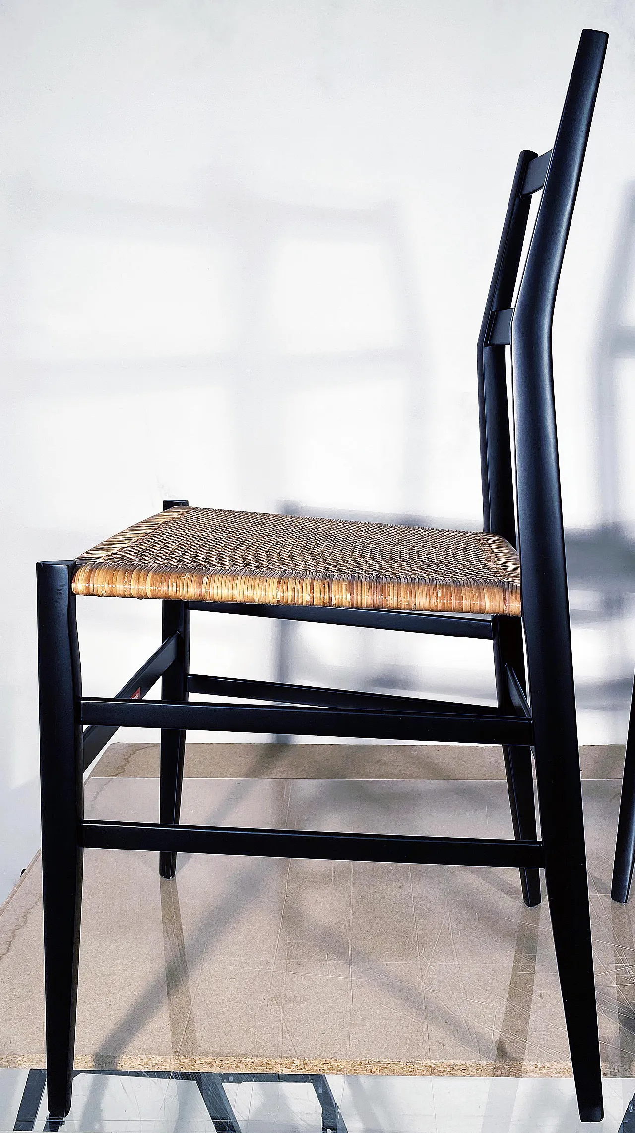 Coppia di sedie Superleggera di Gio Ponti per Cassina , anni 2000 17