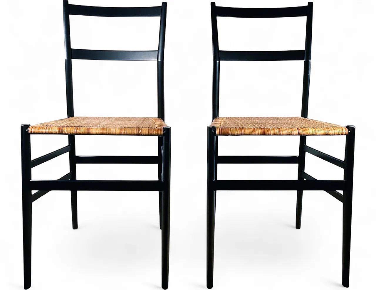 Coppia di sedie Superleggera di Gio Ponti per Cassina , anni 2000 32