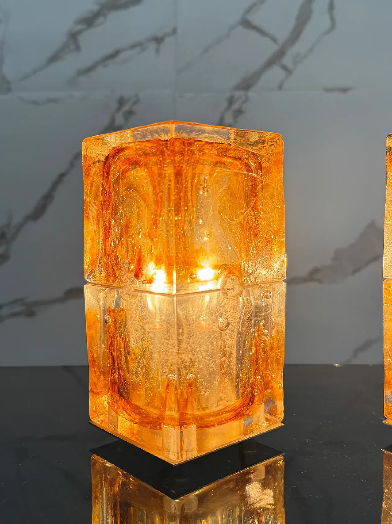 Pair of Cube table lamps, 1970s 4