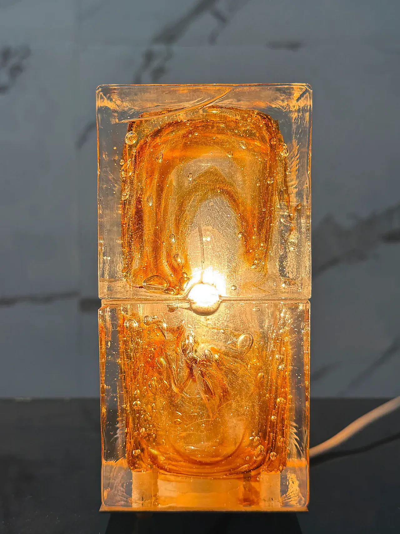 Pair of Cube table lamps, 1970s 5