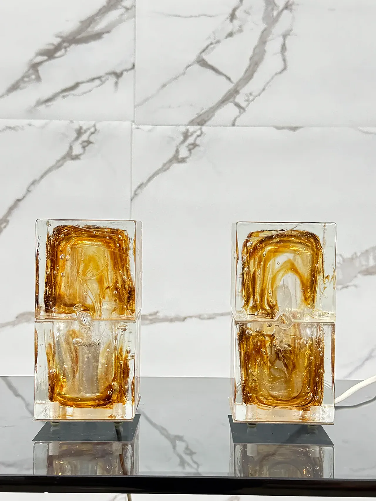 Pair of Cube table lamps, 1970s 6