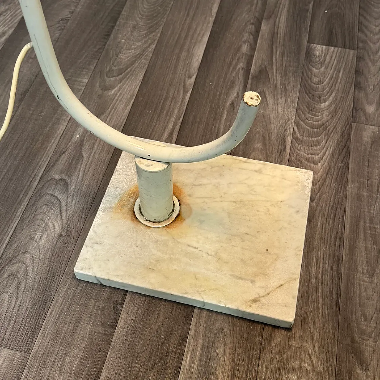 Space Age marble-based floor lamp by Harvey Guzzini, 1970s 4