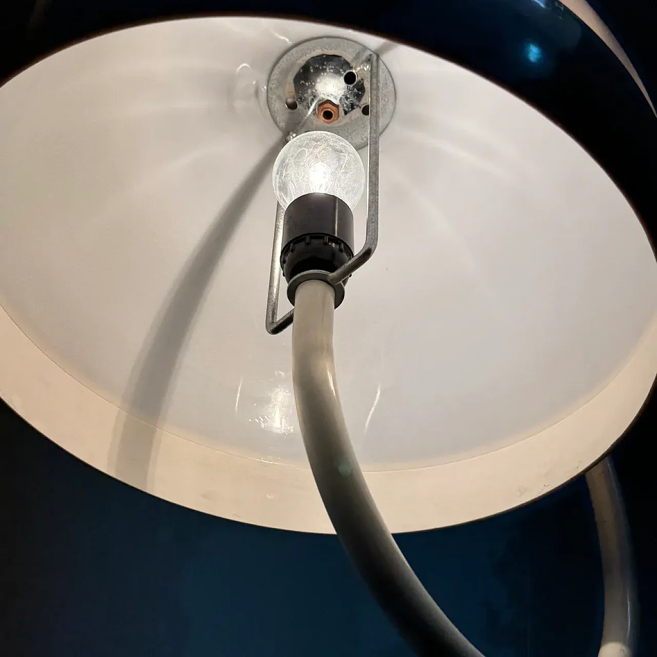 Space Age marble-based floor lamp by Harvey Guzzini, 1970s 6