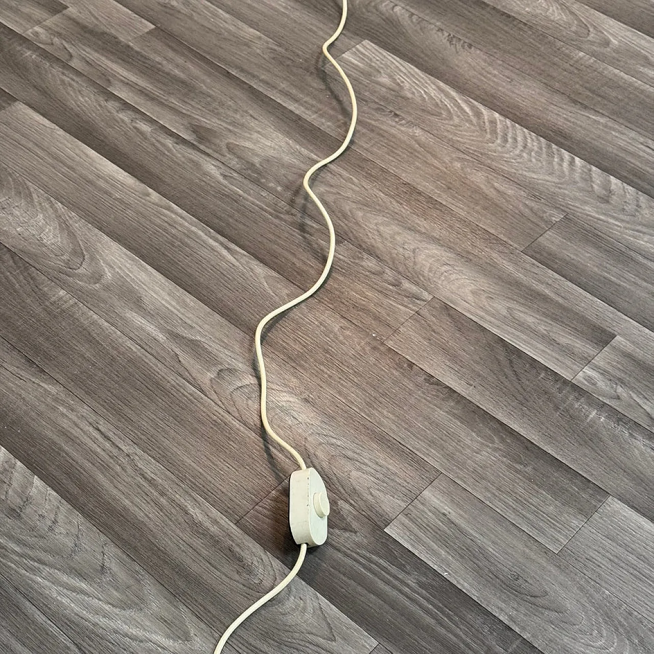 Space Age marble-based floor lamp by Harvey Guzzini, 1970s 10