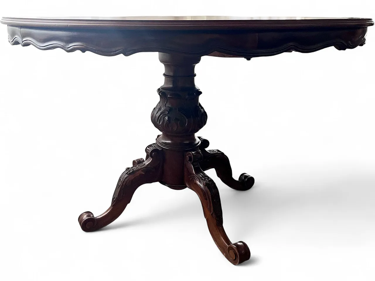 Round extendable table in carved wood, 20th century 10