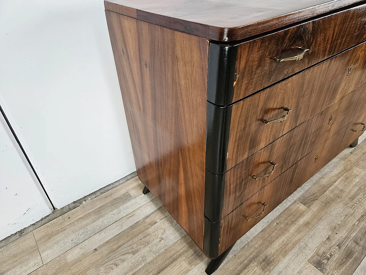 Art Decò chest of drawers in mahogany root, 50s 4