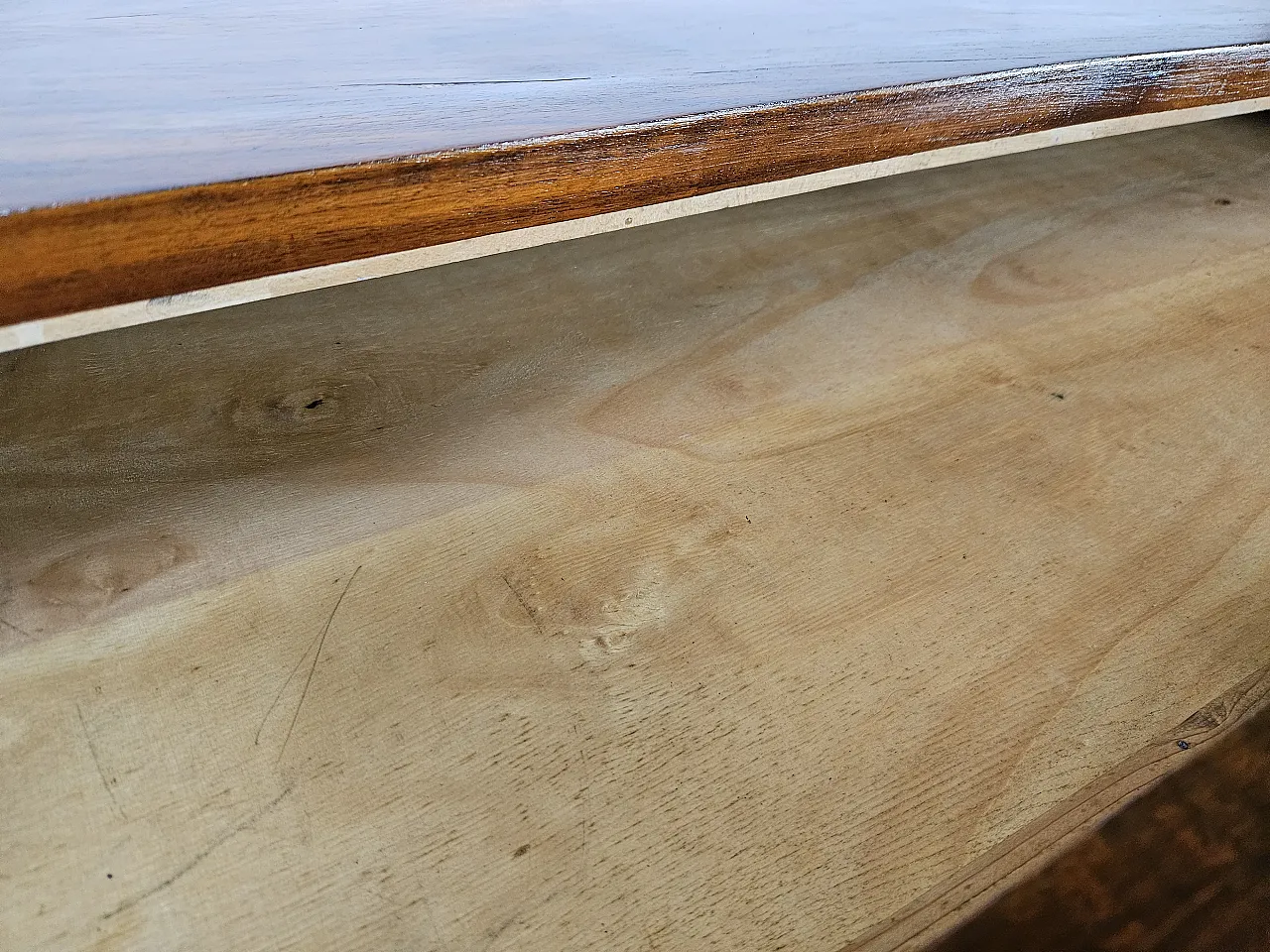 Art Decò chest of drawers in mahogany root, 50s 12