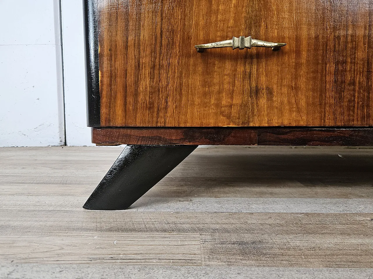 Art Decò chest of drawers in mahogany root, 50s 16