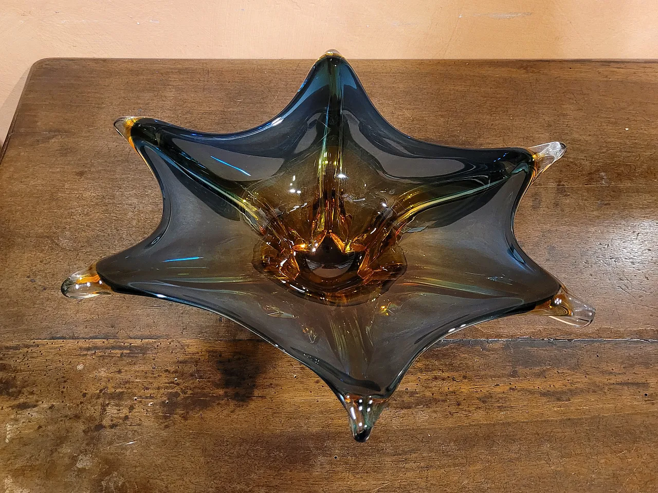Centrotavola a sei punte in vetro blu e ambra, Murano 6