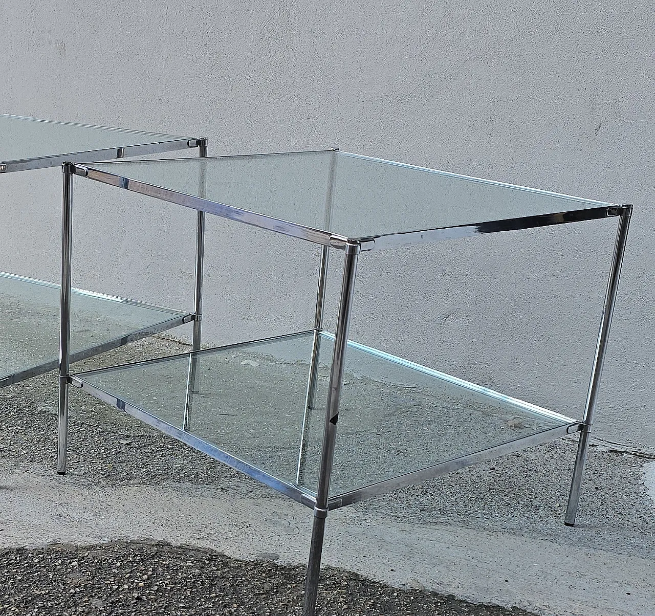 Coffee table model.  T12 Monte Carlo 5