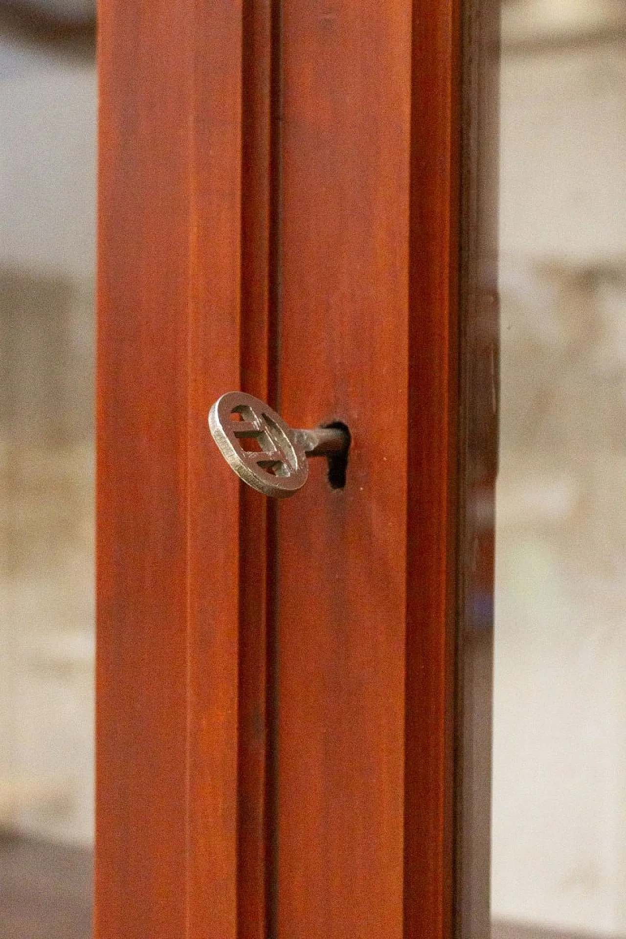 Handcrafted display cabinet in cherry wood, 1980s 9