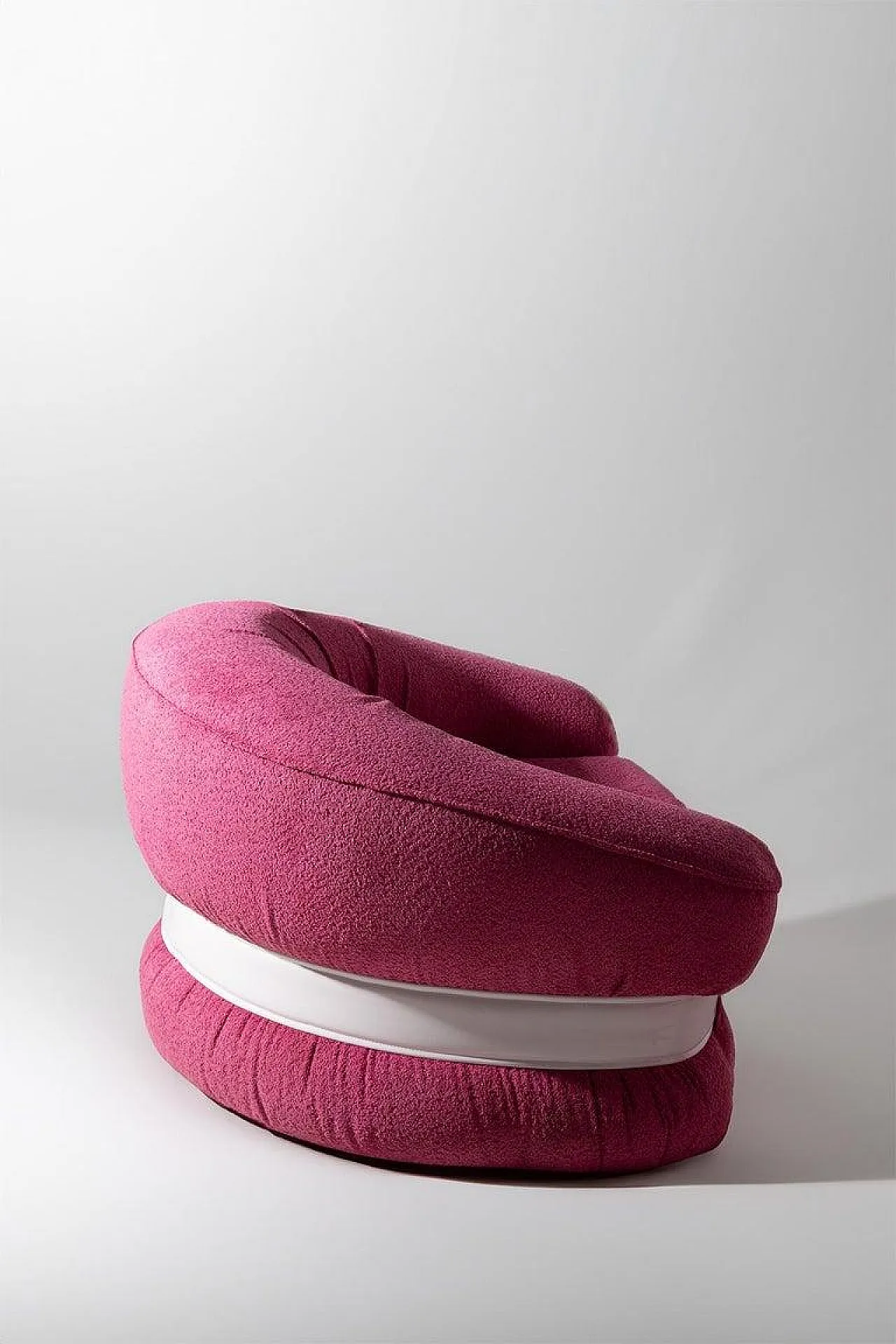 Pair of armchairs Premiere by Adriano Piazzesi in pink bouclé, 1970s 4
