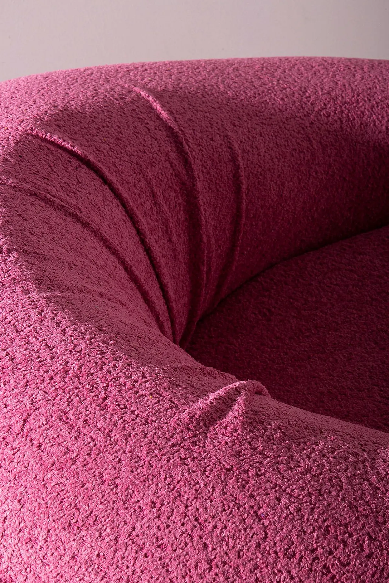 Pair of armchairs Premiere by Adriano Piazzesi in pink bouclé, 1970s 9