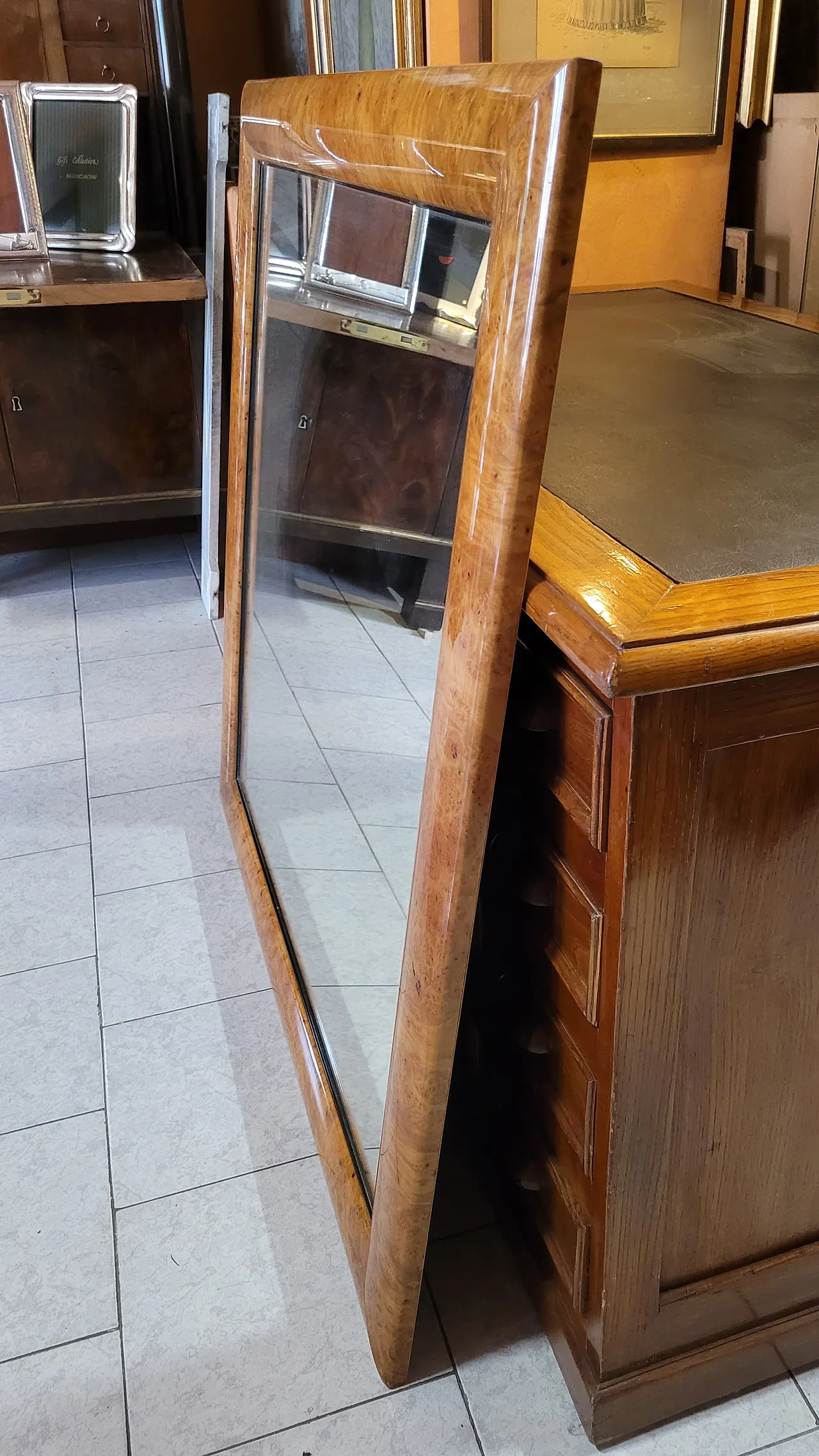 Specchiera in radica di tuia Veca, Italia, degli anni '60 5