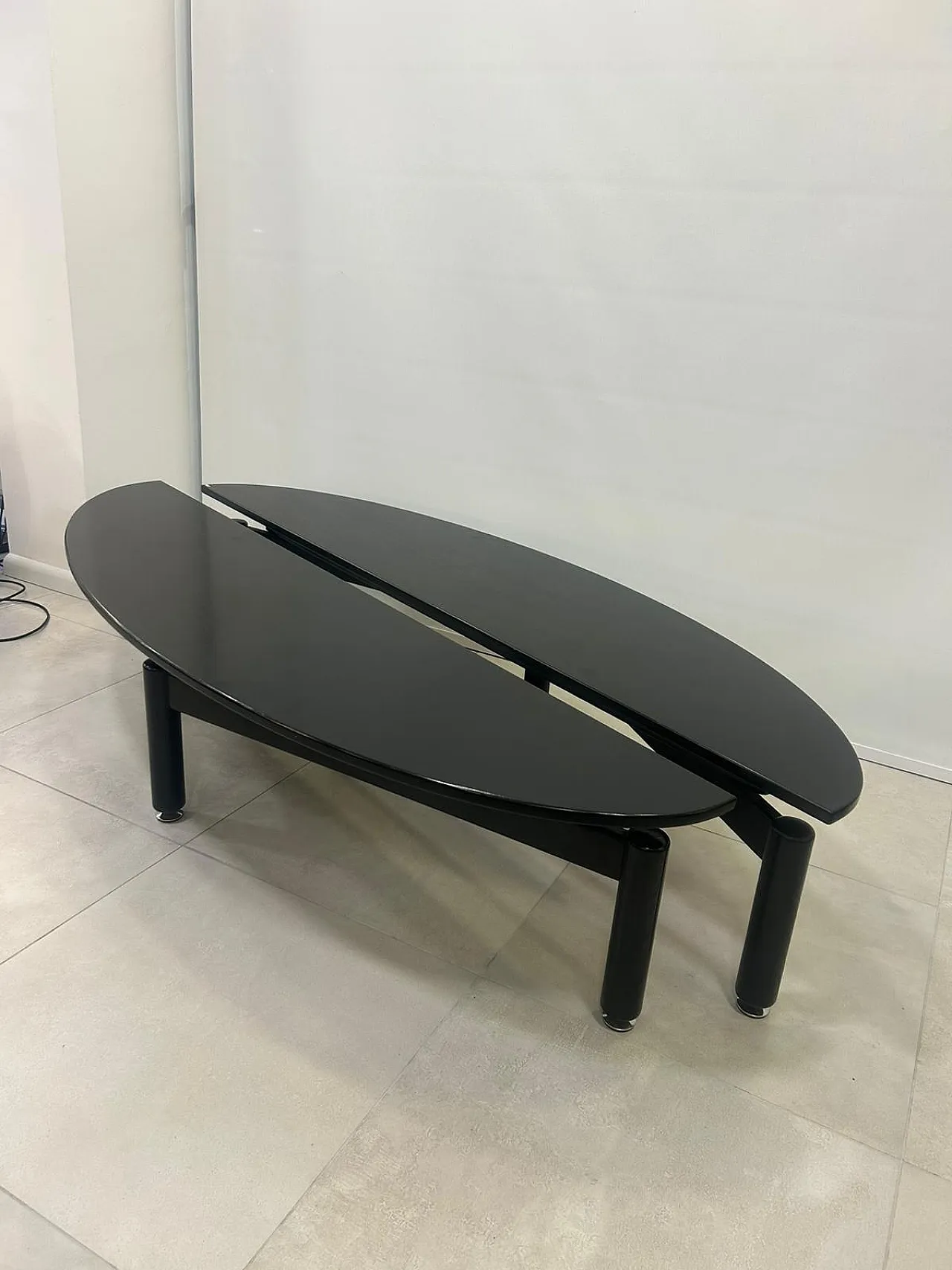 Caffe table Sinbad di Vico Magistretti per Cassina, 1980 2