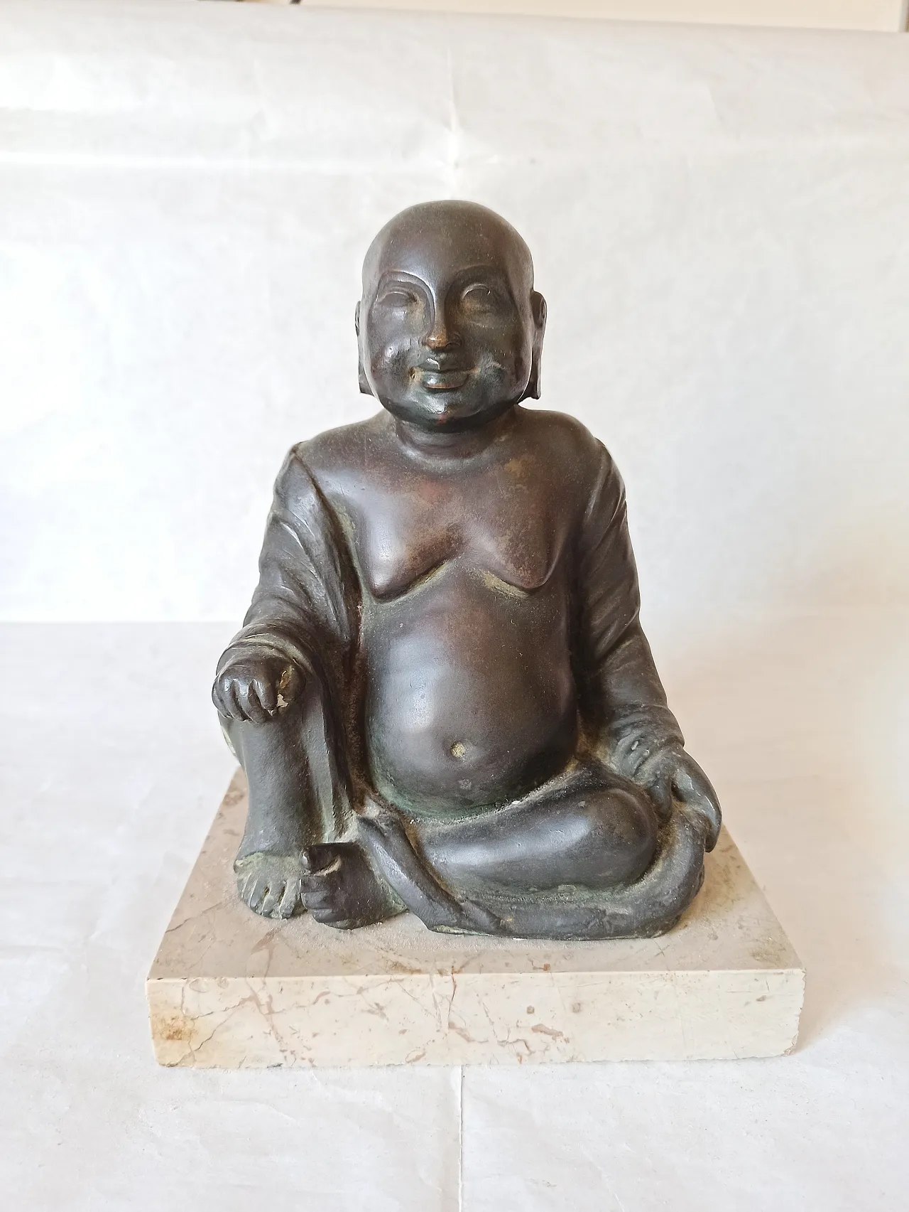 Scultura Buddha seduto in bronzo con base in marmo, '800 2