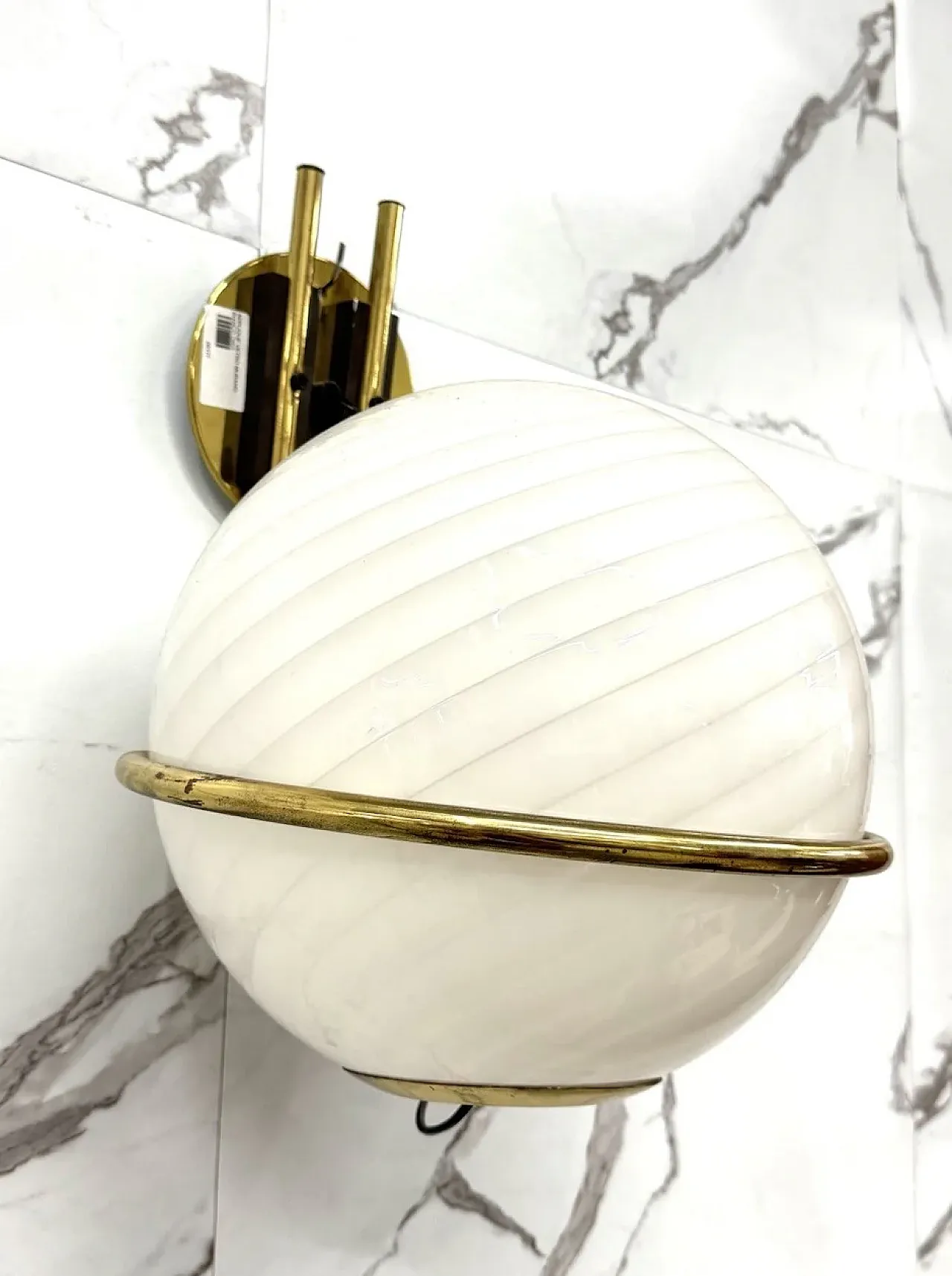 Wall lamp in brass and Murano glass, 1970s 3