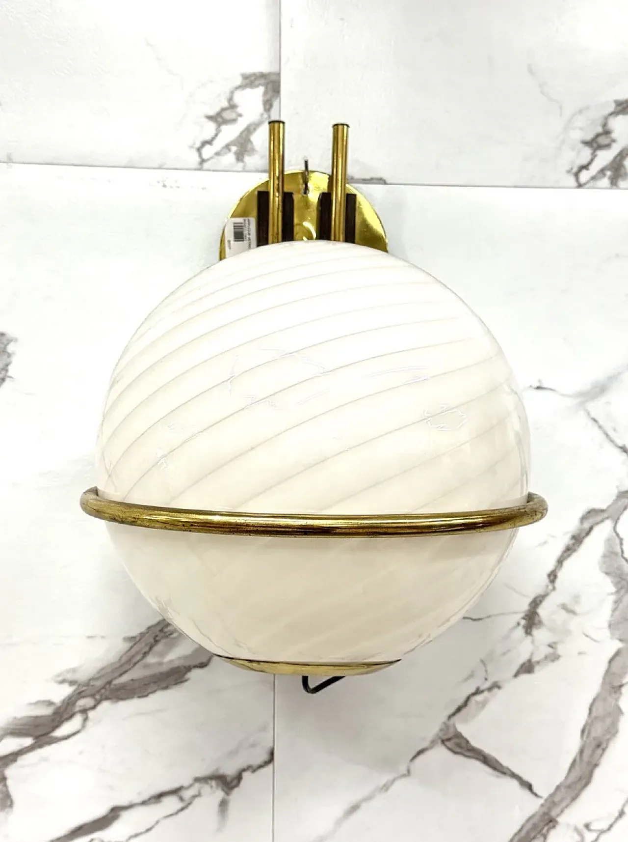 Wall lamp in brass and Murano glass, 1970s 4