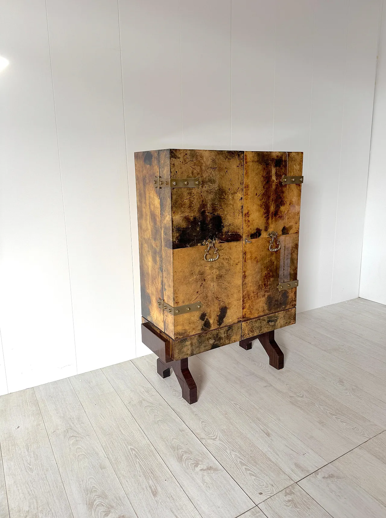 Parchment bar furniture by Aldo Tura, 1950s 4