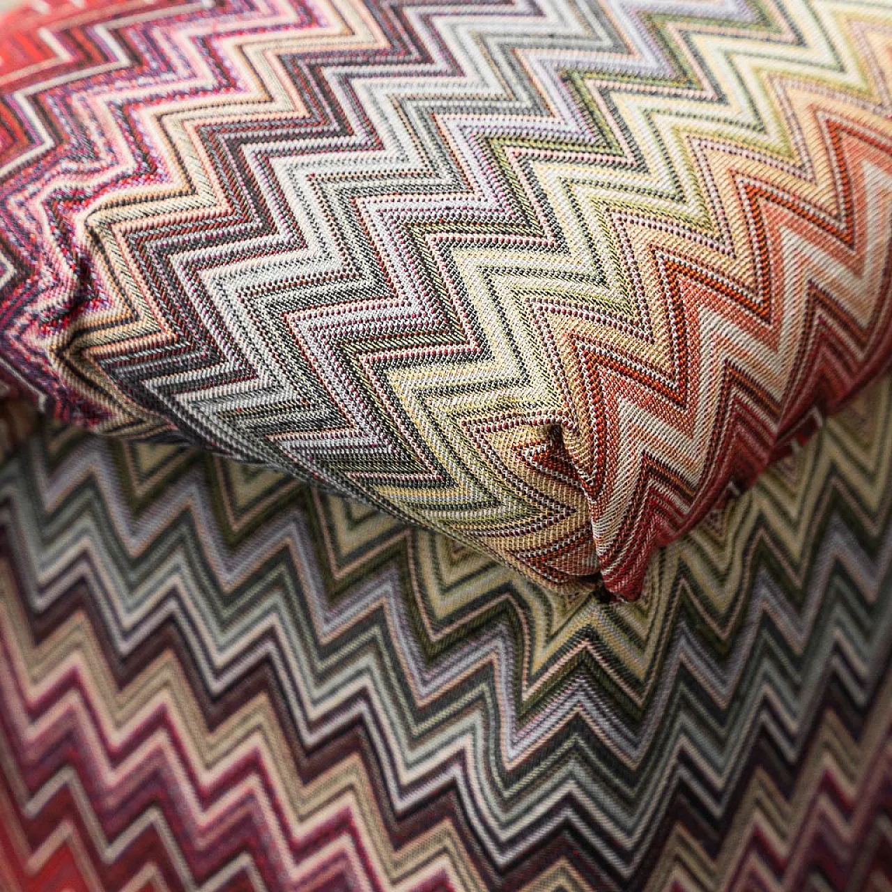 Doimo armchair with Missoni pattern, 70s 4